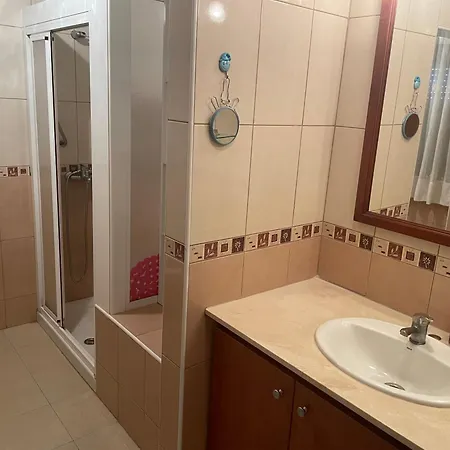 Apartment House El Cabezo Beach, El Medano, 2 Bedrooms And Terrace *